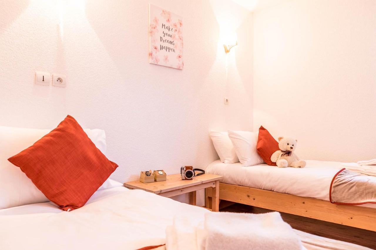 Madame Vacances Les Chalets Du Berger Premium*** La Féclaz 외부 사진